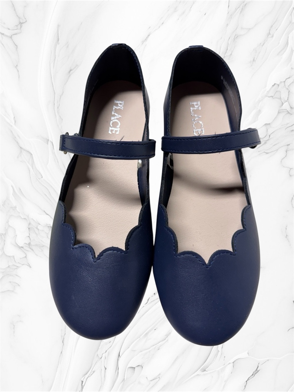 Place Navy Scalloped Mary Jane Shoes for girls size 3